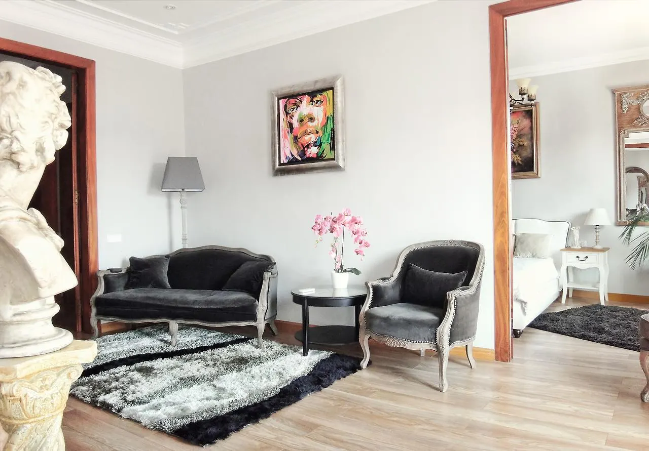 Lux Apartments Barcelona 0*,  Spain